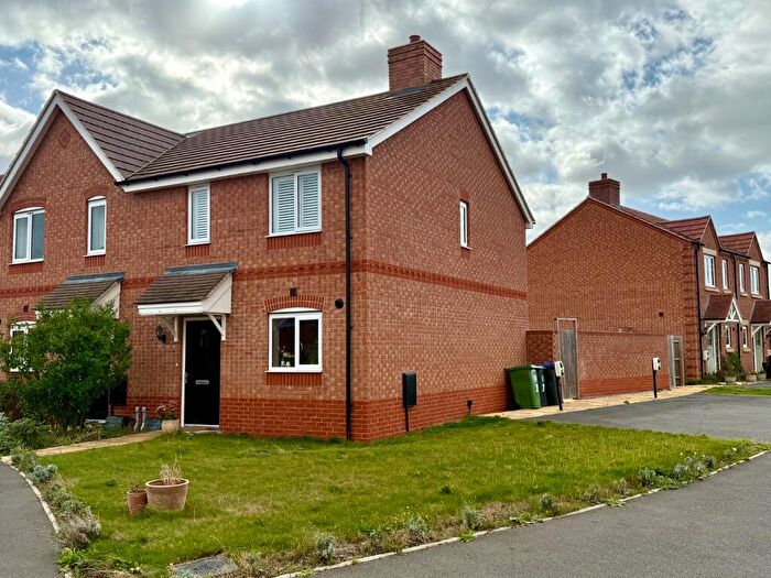 2 Bedroom End Of Terrace House For Sale In Blackberry Lane, Stratford-Upon-Avon, Warwickshire, CV37