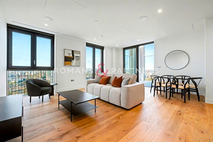 3 Bedroom Flat To Rent In Menara Point, Twelvetrees Park, E16