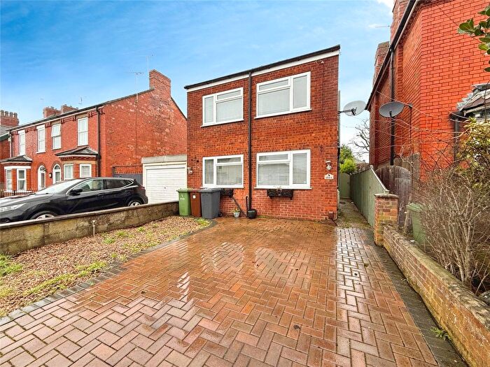 3 Bedroom Detached House For Sale In Hykeham Road, Lincoln, Lincolnshire, LN6