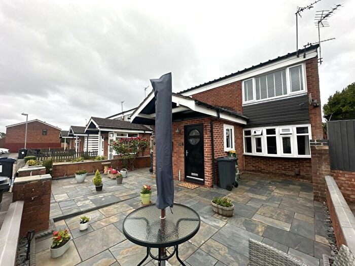 2 Bedroom Maisonette To Rent In Geeson Close, Castle Vale, B35