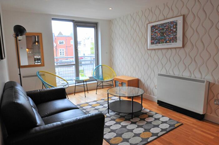 2 Bedroom Apartment To Rent In Derby Road, Nottingham, NG1