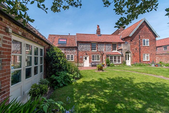 5 Bedroom Detached House For Sale In Front Street, South Creake, NR21