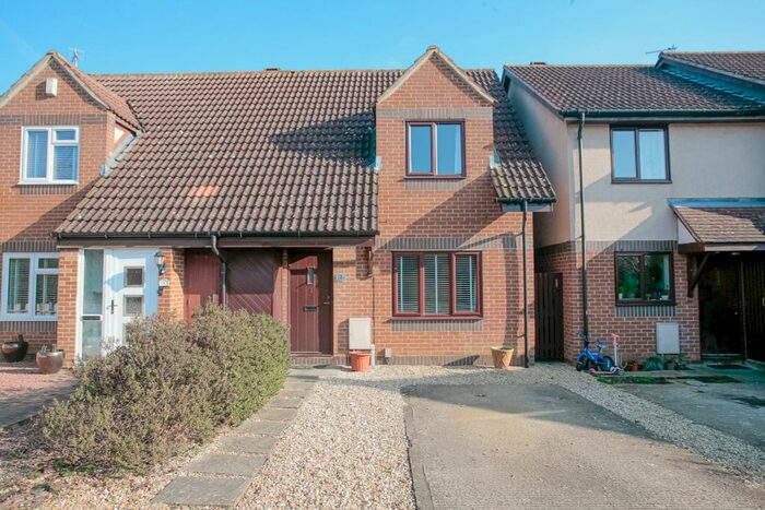2 Bedroom Semi-Detached House To Rent In Spenlove Close, Abingdon, OX14