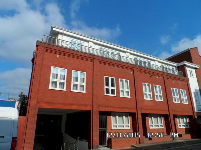 1 Bedroom Flat To Rent In Close To Station, SL1