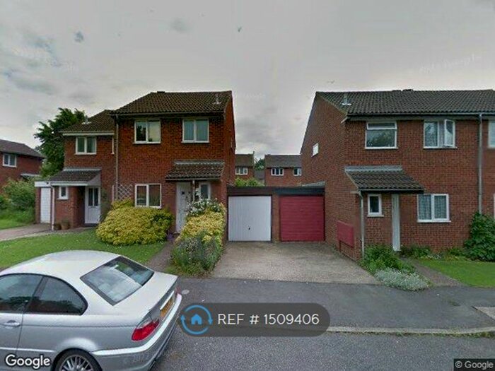 2 Bedroom Semi-Detached House To Rent In Deepdale, Milton Keynes, MK13