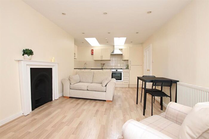 1 Bedroom House To Rent In Grosvenor Place, Bath, BA1