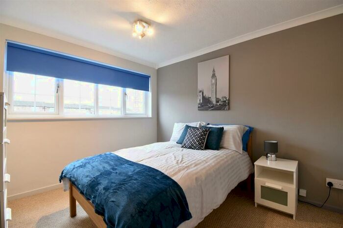 1 Bedroom Detached House To Rent In Ascot Crescent, Stevenage, SG1