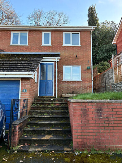 3 Bedroom Semi Detached House For Sale In Bradnor View Close, Kington, Herefordshire, HR5