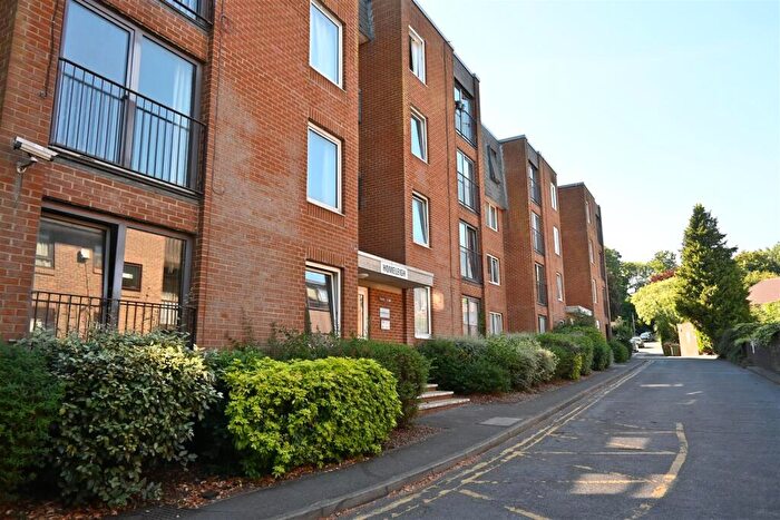 1 Bedroom Flat To Rent In London Road, Patcham, Brighton, BN1