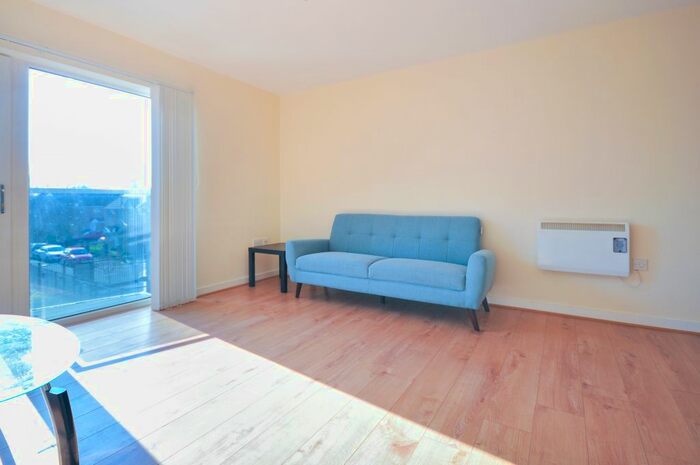 2 Bedroom Flat To Rent In Bed Apartment – Bishops Corner, Hulme, Manchester, M15