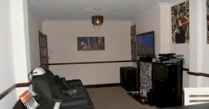 3 Bedroom Semi-Detached House To Rent In Grenville Place, Mill Hill, London, NW7