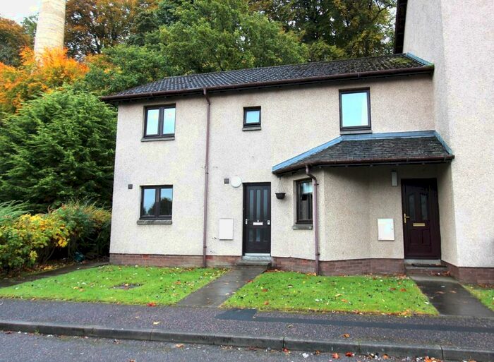 2 Bedroom Ground Flat To Rent In Millburn Court, Millburn, Inverness., IV2