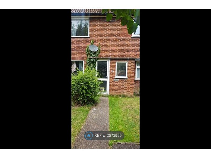 4 Bedroom Maisonette To Rent In Howard Rd, Cambridge, CB5