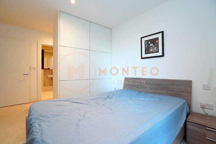 2 Bedroom Flat For Sale In Tizzard Grove, London, SE3