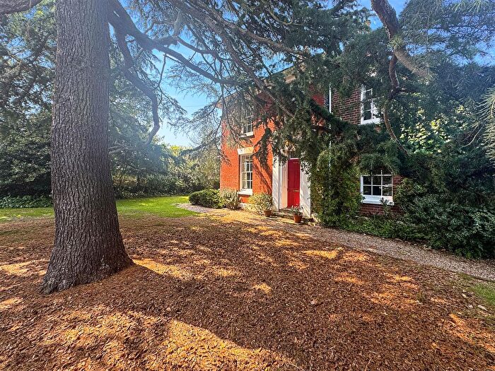 4 Bedroom Detached House To Rent In Rectory Road, Colchester, CO7