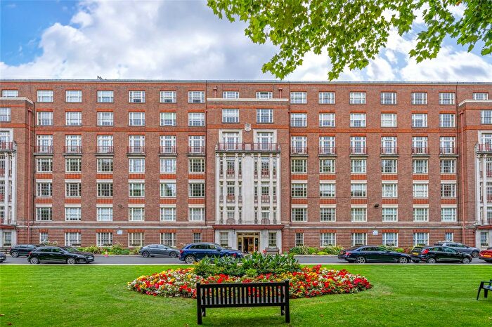 2 Bedroom Flat For Sale In Eyre Court, Finchley Road, St John's Wood, London, NW8