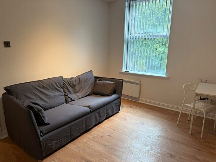 1 Bedroom Flat To Rent In Flat, Sandy Grove, Salford, M6