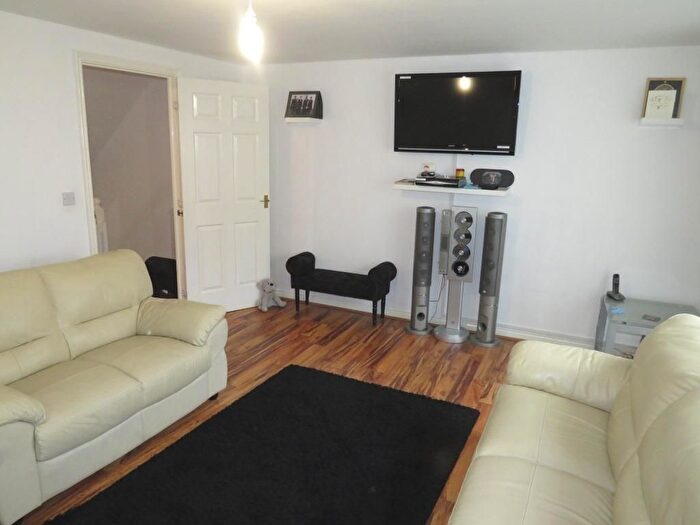 4 Bedroom Town House To Rent In Heather Gardens, North Hykeham, Lincoln, LN6