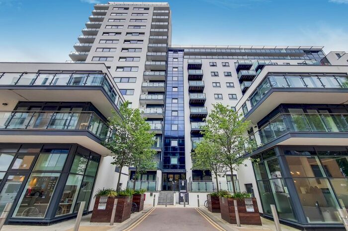 2 Bedroom Flat To Rent In Wharf Street, London, SE8