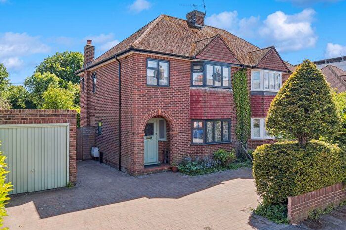 3 Bedroom Semi-Detached House To Rent In Central Marlow, SL7