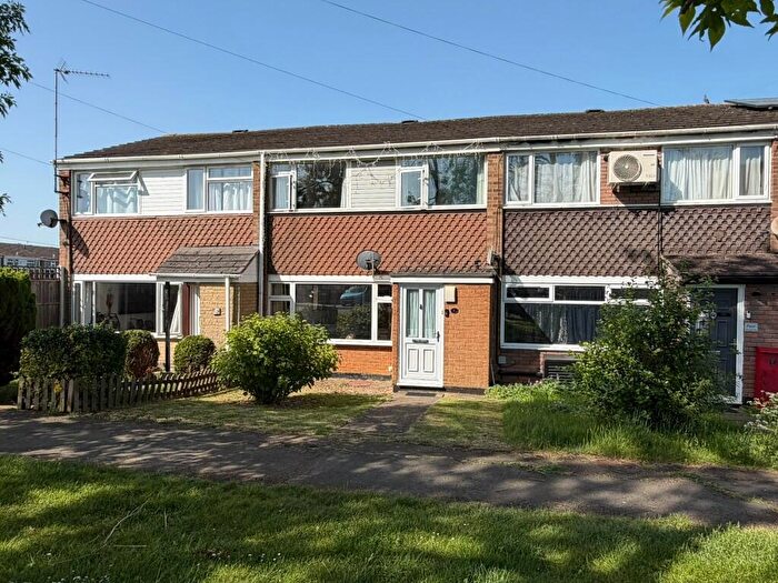 3 Bedroom Terraced House For Sale In Admirals Way Daventry Northamptonshire, NN11