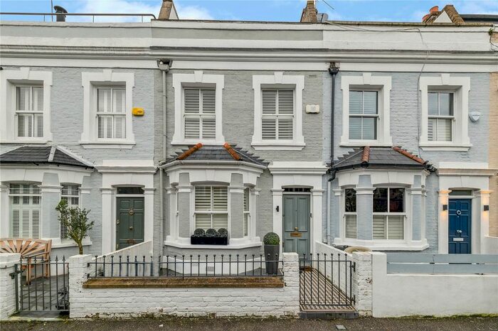 3 Bedroom Detached House To Rent In Novello Street, London, SW6