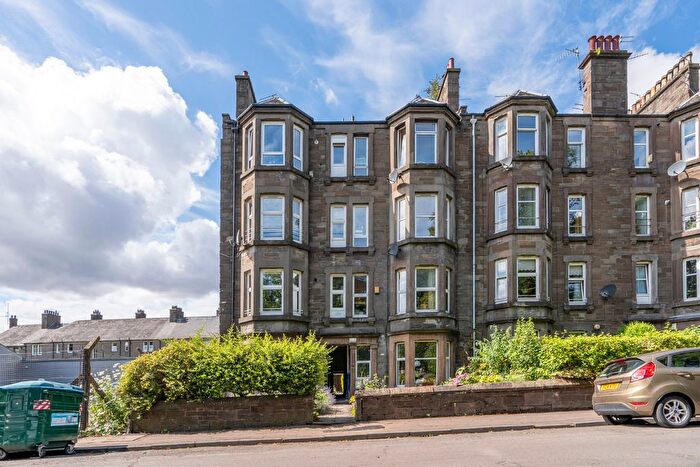 1 Bedroom Flat To Rent In Baxter Park Terrace, Dundee, DD4