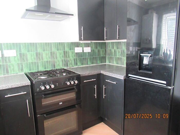 1 Bedroom Flat To Rent In Lincoln Road, Stevenage, Hertfordshire, SG1