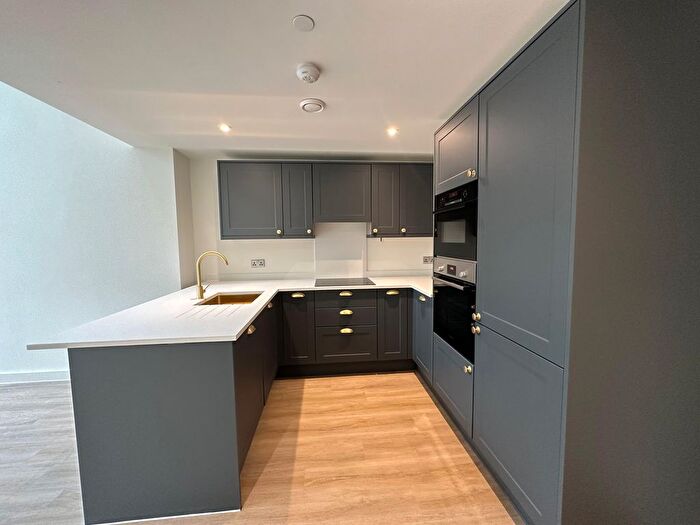 2 Bedroom Flat To Rent In Great George Street, LS1