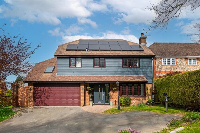 5 Bedroom Detached House For Sale In Weller Close, Maidenbower, RH10