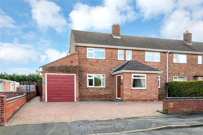 4 Bedroom Semi Detached House For Sale In Cambridge Avenue, Melton Mowbray, Leicestershire, LE13