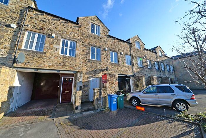 3 Bedroom Town House To Rent In Brindley Wharf, Skipton, BD23
