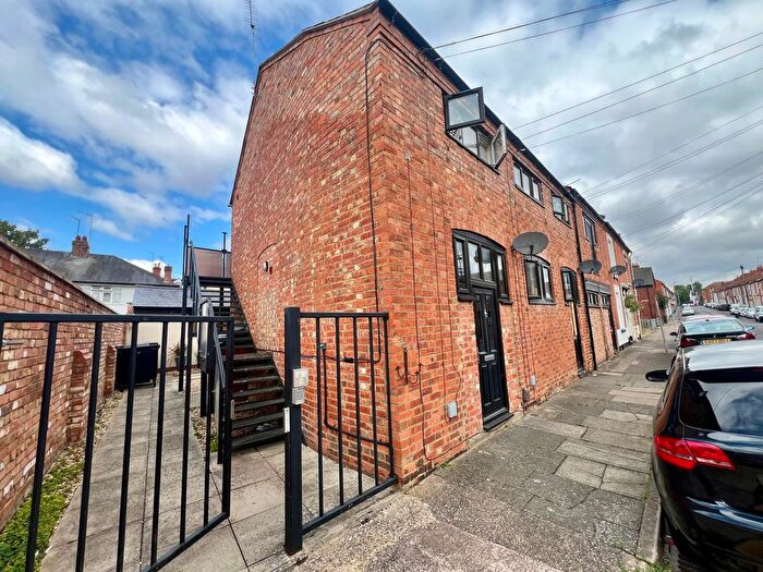 1 Bedroom Flat To Rent In Edith Street, Northampton, NN1