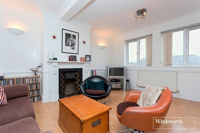 2 Bedroom Flat To Rent In Belmont Road, London, N15