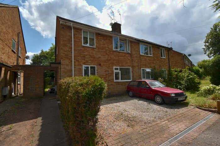 2 Bedroom Maisonette To Rent In Acacia Road, Leamington Spa, CV32