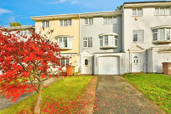 3 Bedroom Terraced House For Sale In Carlton Close, Plymouth, PL3