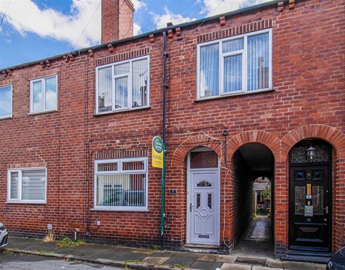 3 Bedroom Terraced House For Sale In George Street, Altofts, Normanton, WF6