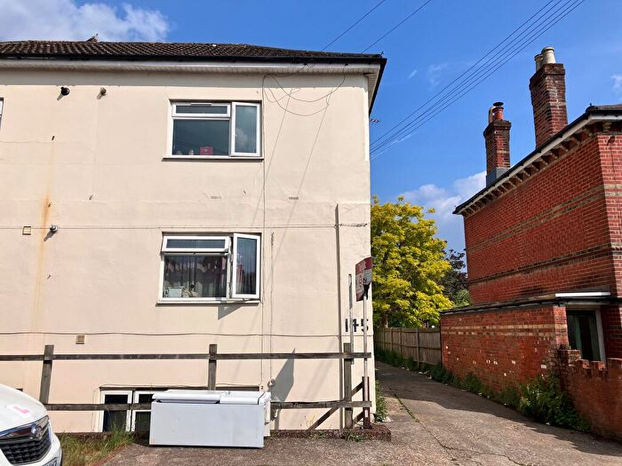 Terraced House To Rent In Adelaide Road, SO17