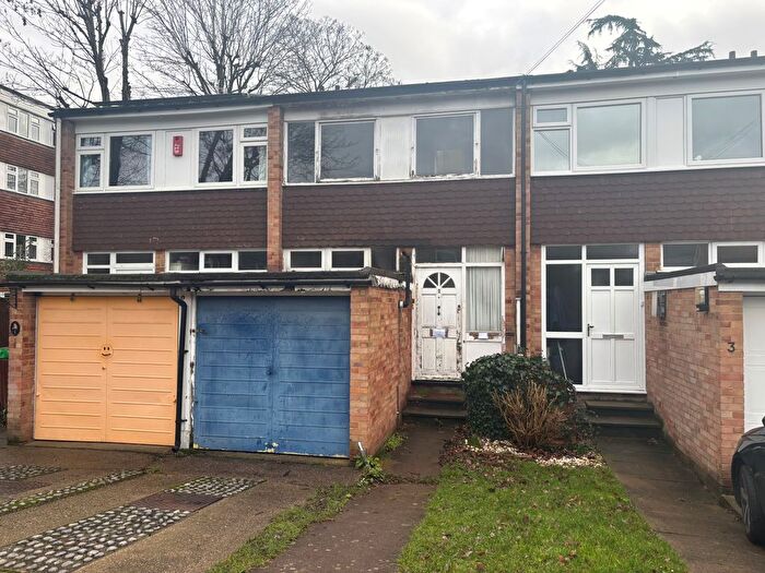 3 Bedroom Terraced House For Sale In Edward Close, Hampton, TW12