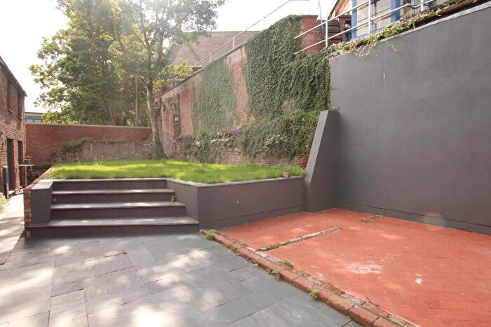 1 Bedroom Flat To Rent In Stapleton Tavern - Easton, BS5