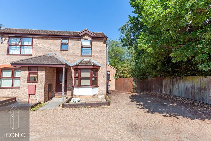 2 Bedroom Terraced House To Rent In Snowberry Close, Norwich, NR8