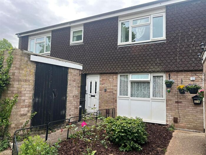 2 Bedroom House To Rent In Malletts Close, Stony Stratford, Milton Keynes, MK11