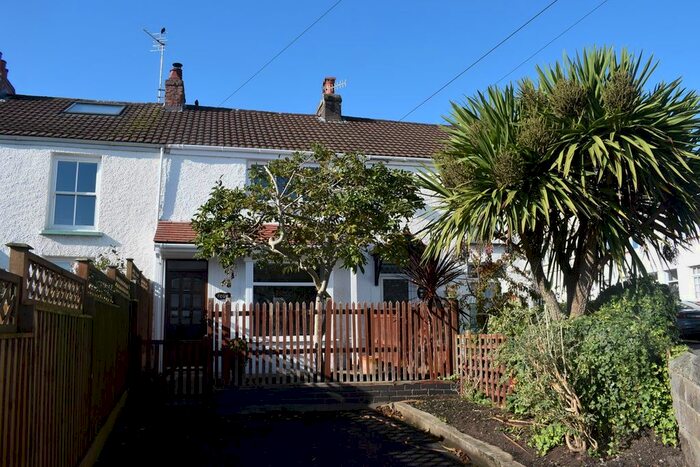 2 Bedroom Cottage To Rent In Albert Place, Mumbles, Swansea, SA3