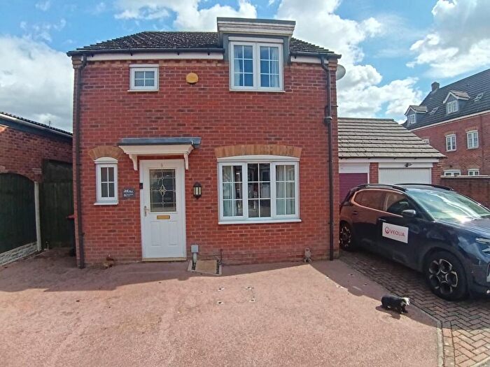 3 Bedroom Detached House For Sale In Ravenstone Court, Hucknall, Nottingham, NG15