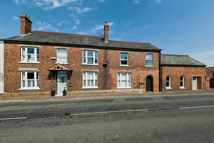 6 Bedroom Detached House For Sale In Lynn Road, Walpole Highway, Wisbech, PE14