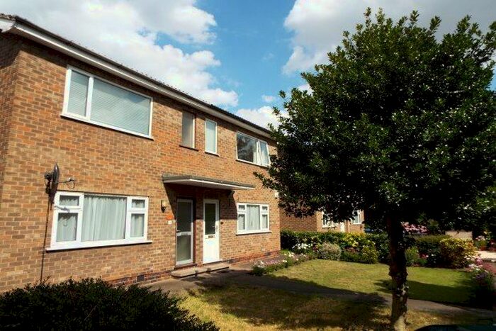 2 Bedroom Flat To Rent In Radcliffe Road, Nottingham, NG2