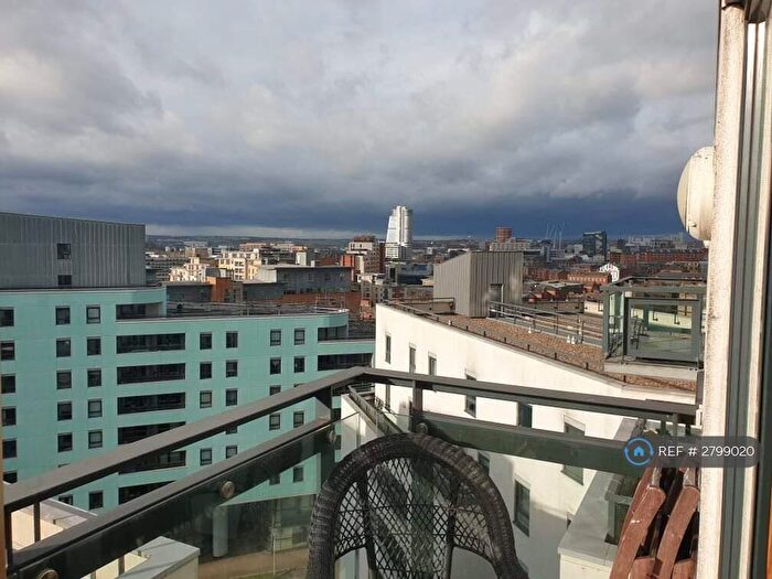 2 Bedroom Flat To Rent In Marsh Lane, Leeds, LS9