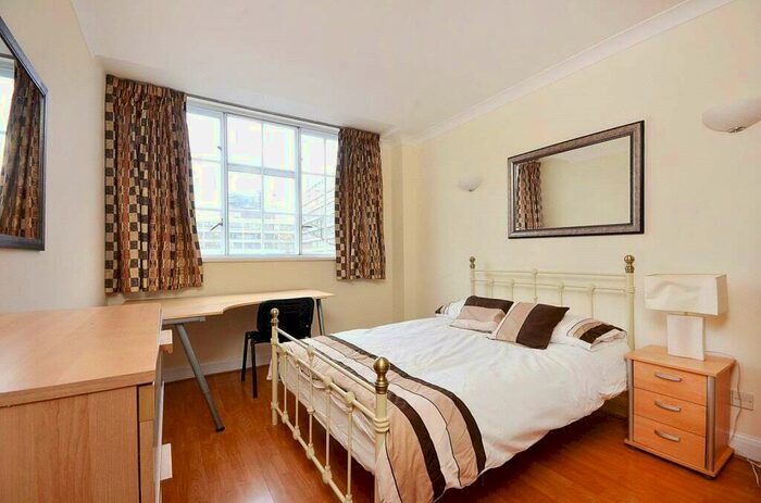1 Bedroom Apartment To Rent In Upper Tollington Park, Finsbury Par, London, N4