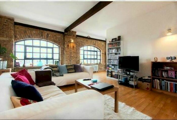 2 Bedroom Flat To Rent In Long Lane, Borough, SE1