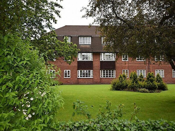 3 Bedroom Apartment To Rent In Viceroy Court, Wilmslow Road, Didsbury, M20